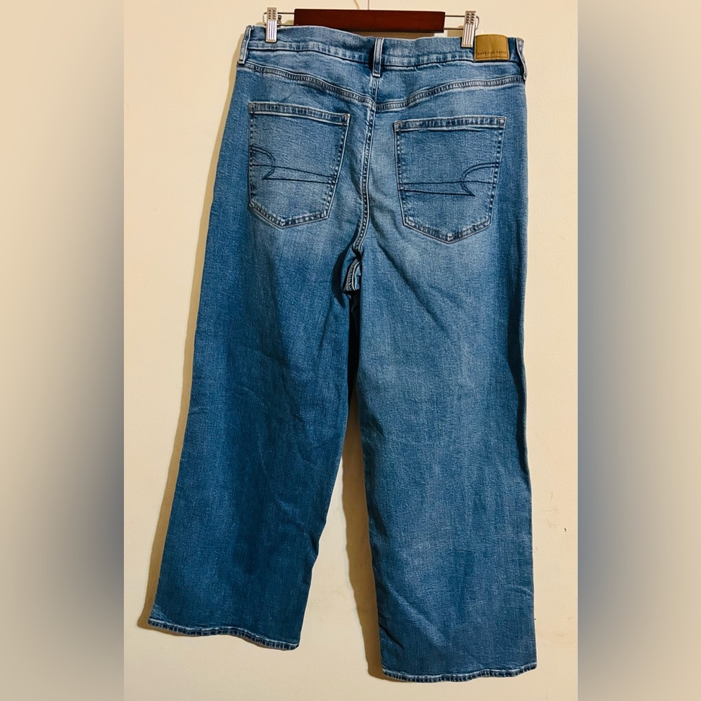 American Eagle Outfitters Women's Blue Straight Jeans - Picture 2 of 4